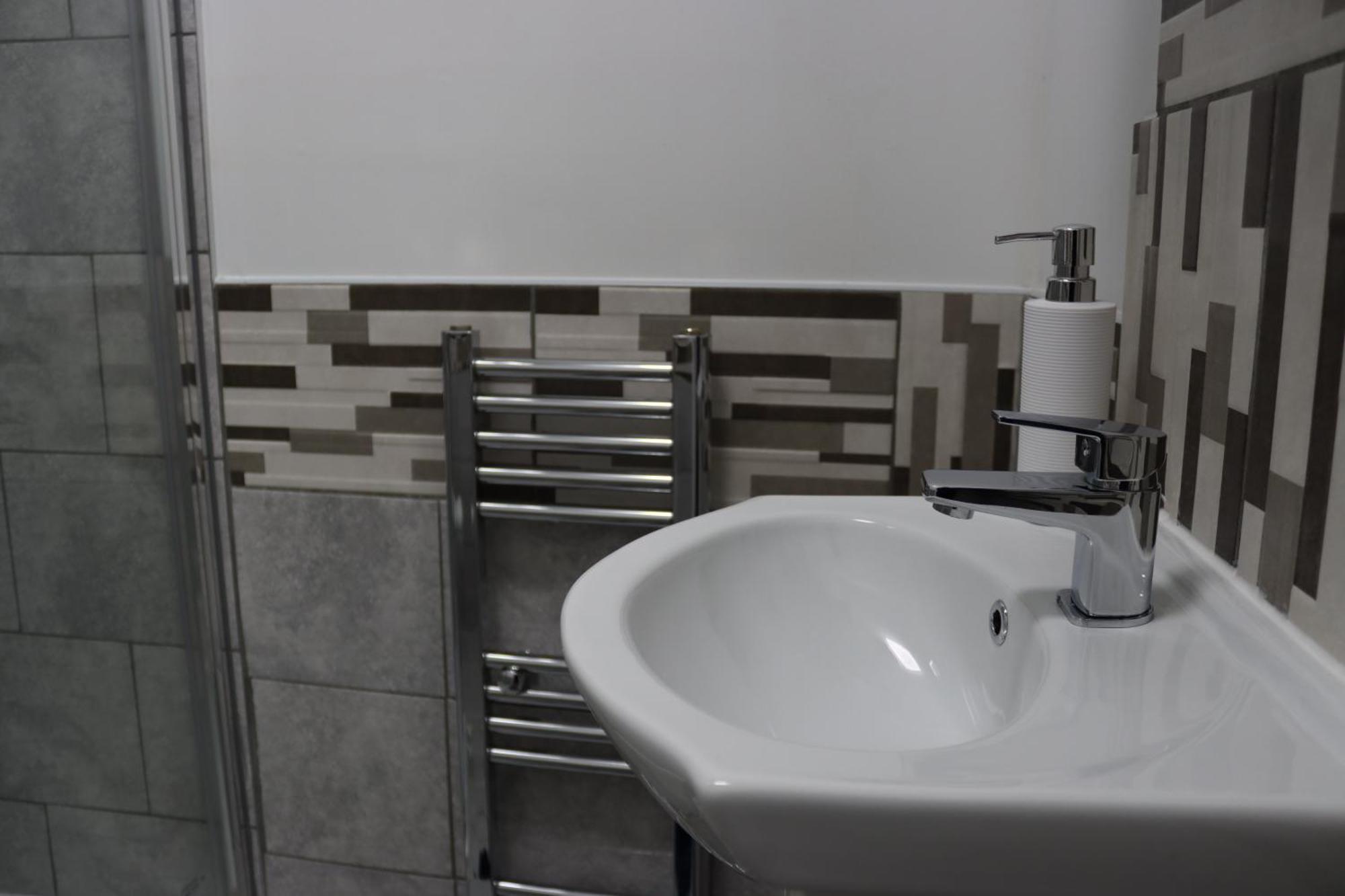 Cosy Studio With Kitchenette And Private Bathroom - 15Mins To Central London! Bagian luar foto